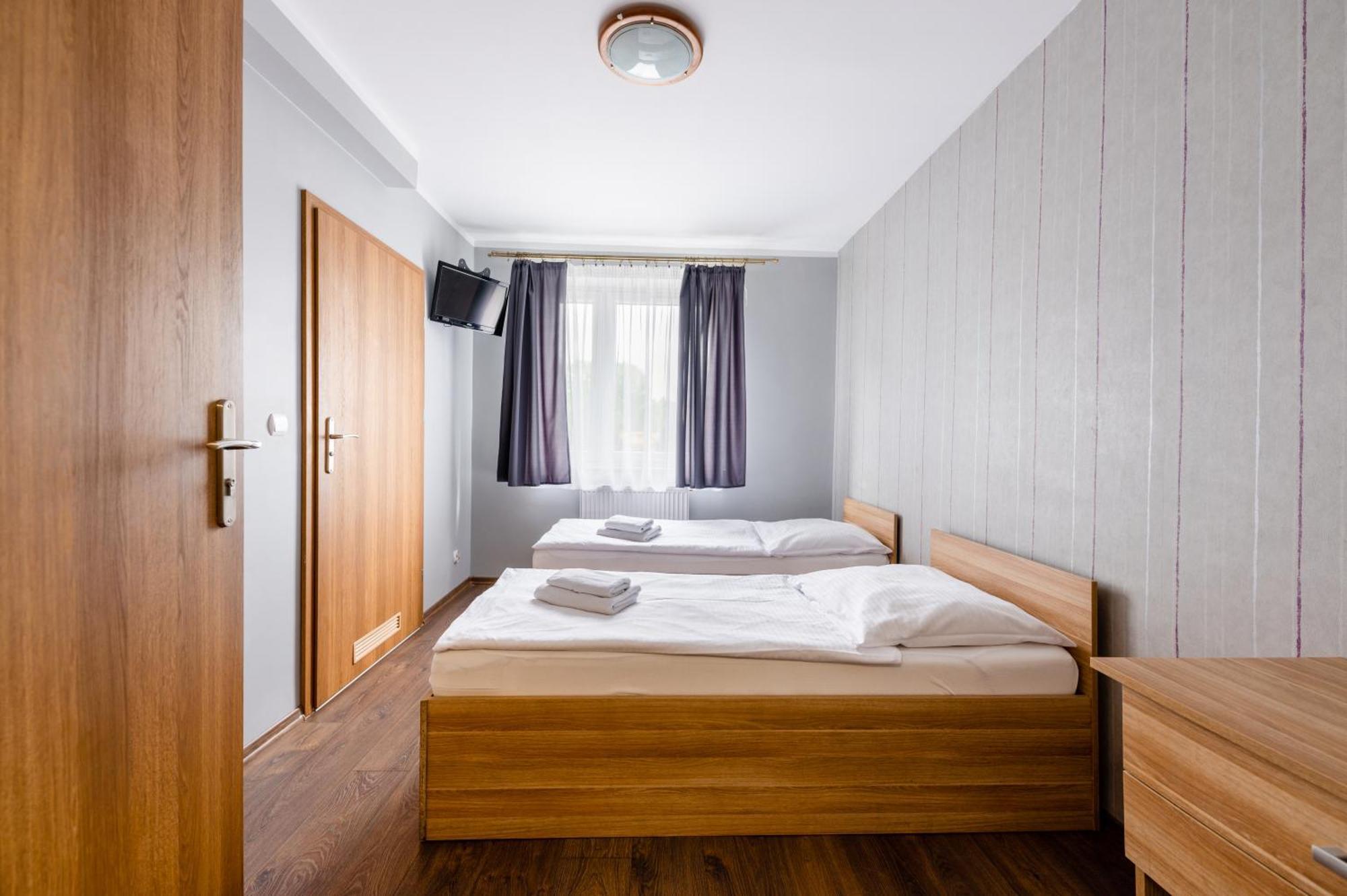 Bed and Breakfast Sleep&Go Lubliniec Exteriér fotografie
