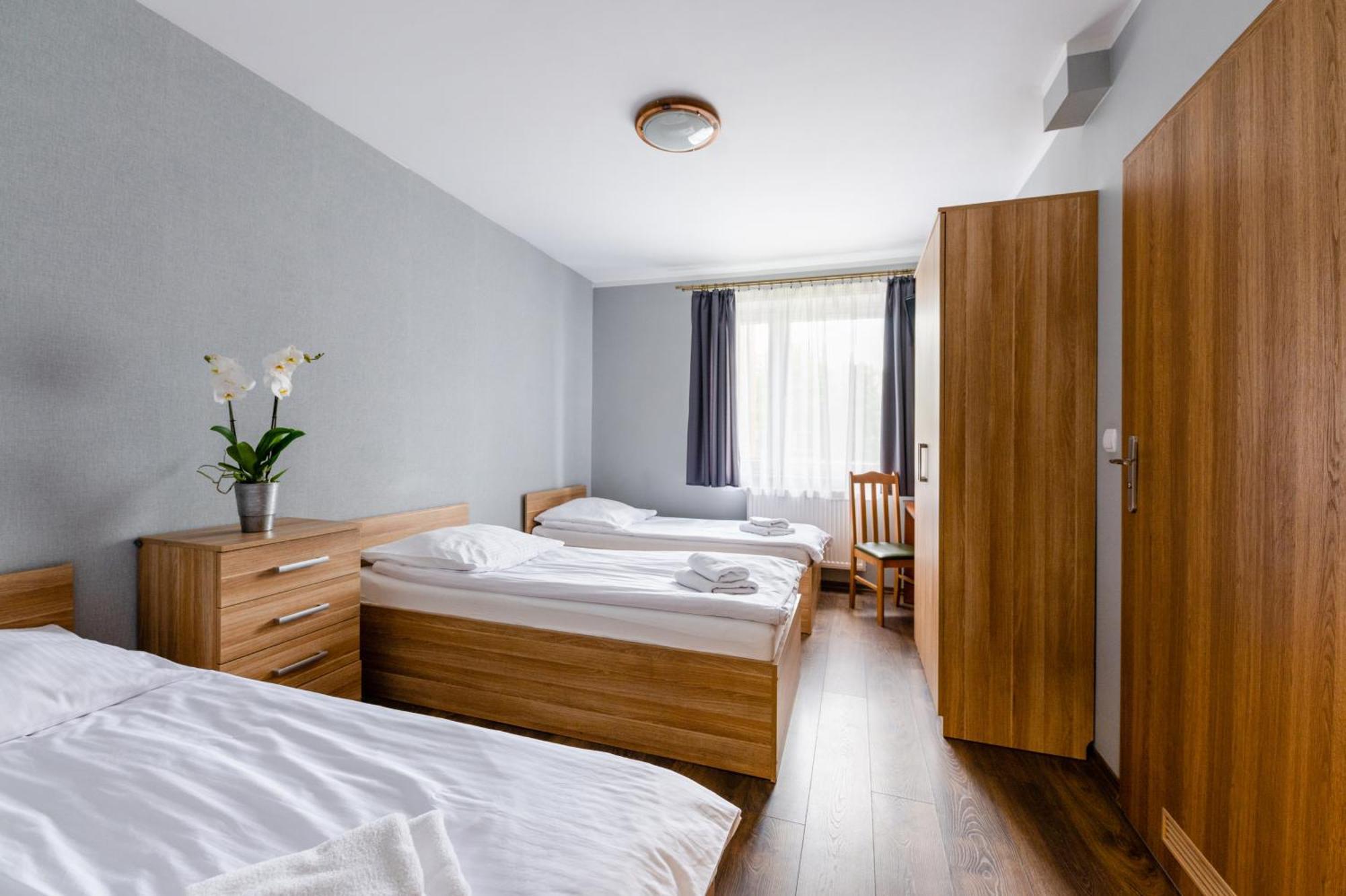 Bed and Breakfast Sleep&Go Lubliniec Exteriér fotografie