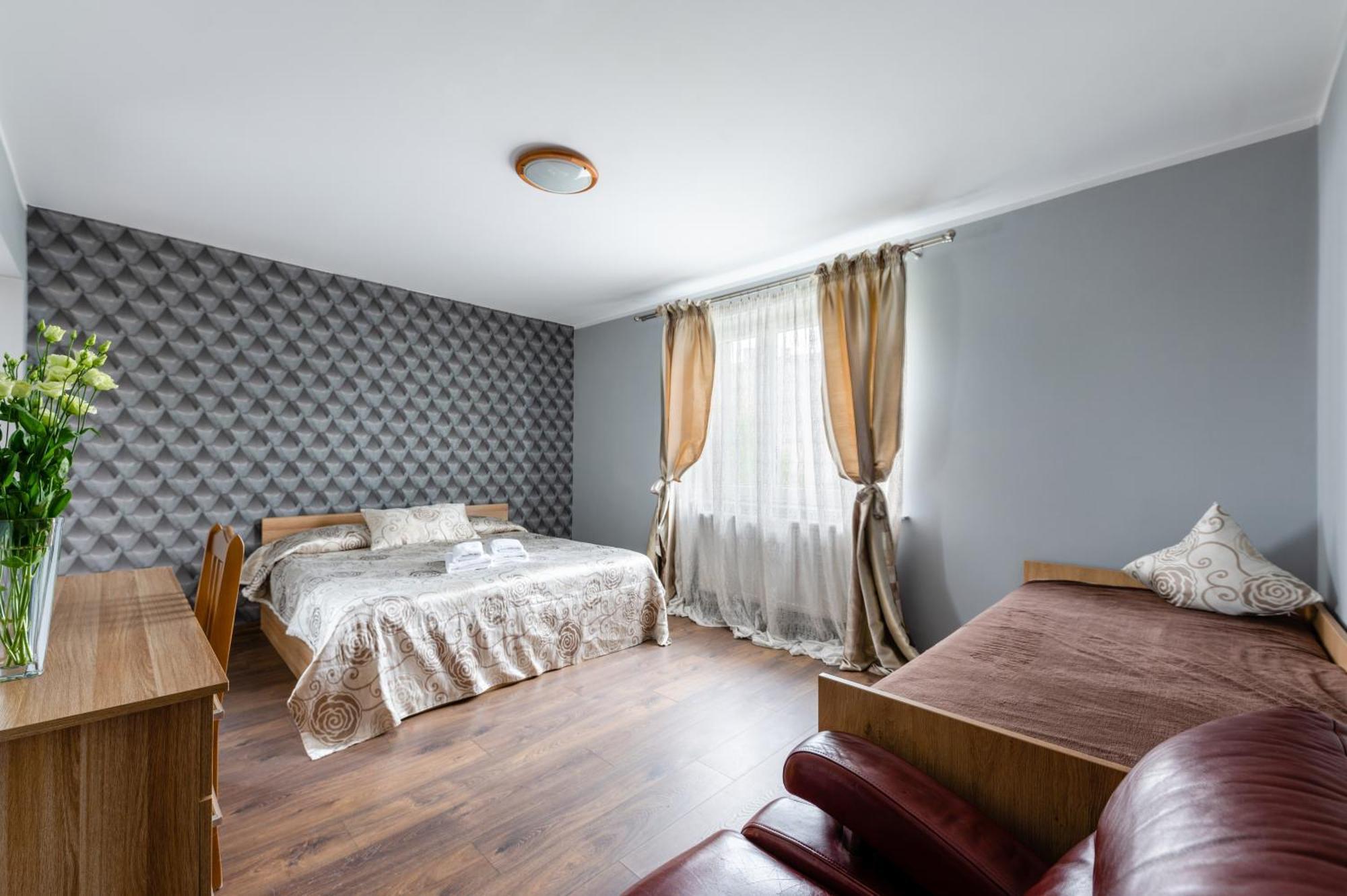 Bed and Breakfast Sleep&Go Lubliniec Exteriér fotografie