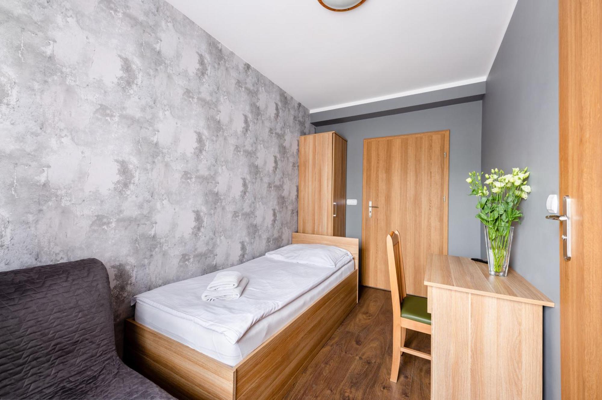 Bed and Breakfast Sleep&Go Lubliniec Exteriér fotografie