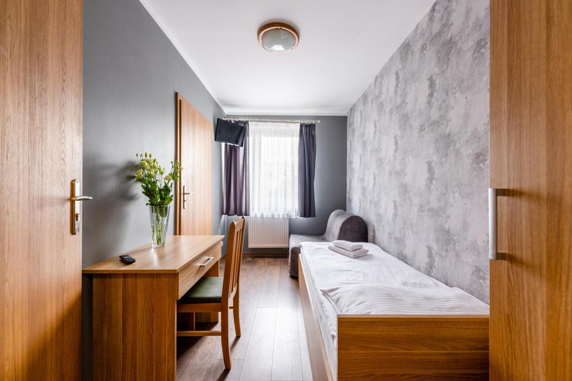 Bed and Breakfast Sleep&Go Lubliniec Exteriér fotografie