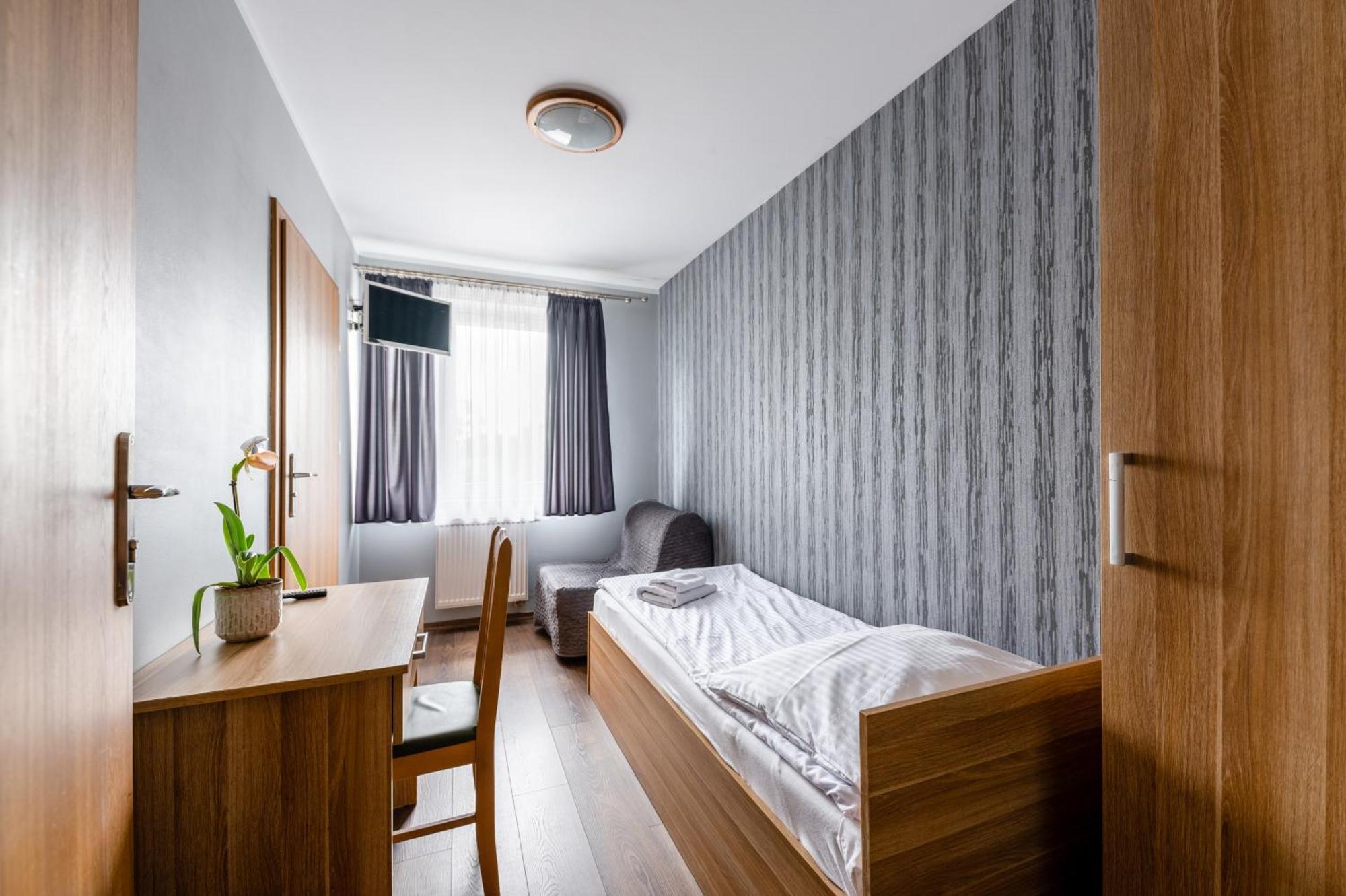 Bed and Breakfast Sleep&Go Lubliniec Exteriér fotografie